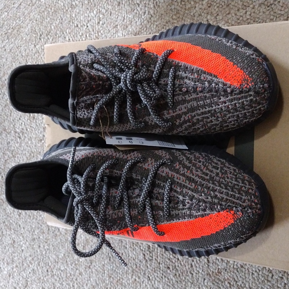 Yeezy 350 V2 size 7